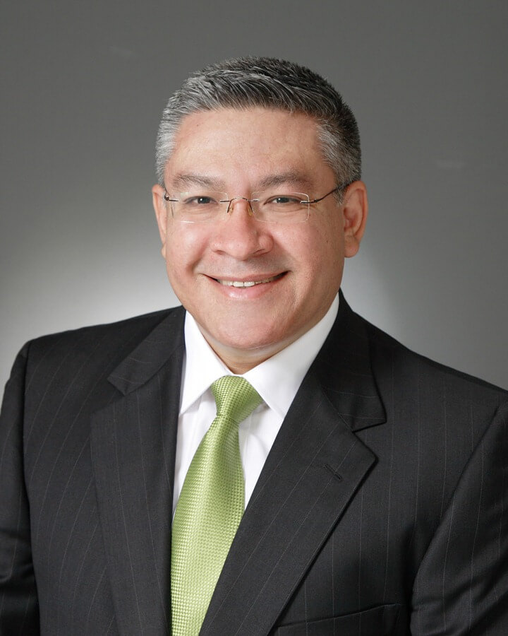 Salud Carbajal